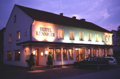 Landgasthaus Lenniger Бюрен Экстерьер фото